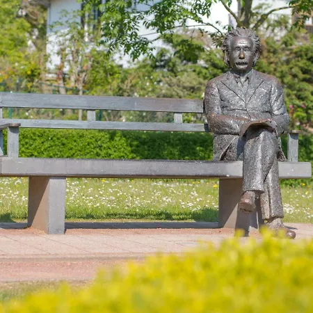 Апартаменты Du Parc With Seaview By Interhome Де-Хаан