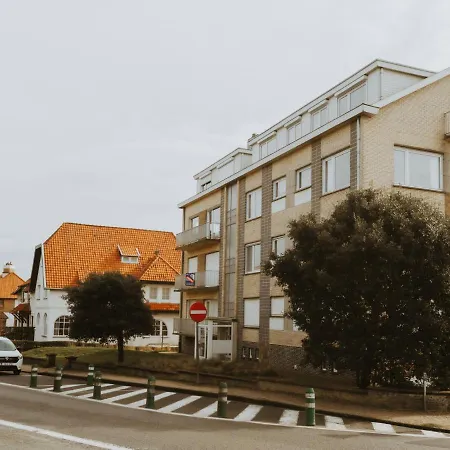 Du Parc With Seaview By Interhome